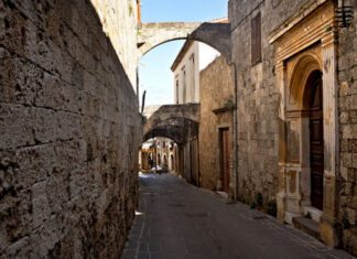 Περιφέρεια Νοτίου Αιγαίου: Καμπάνια 30.000 ευρώ στο Tripadvisor για την προβολή των Δωδεκανήσων στις ΗΠΑ
