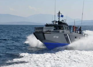 Διάσωση 20 μεταναστών στην παραλία Αγάθη – Μεταφορά 18χρονης στο νοσοκομείο