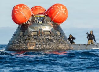 Μέσα στην πυρόσφαιρα – Τι είδαν οι αστροναύτες του Artemis καθώς έπεφταν σαν μετέωρο στη Γη