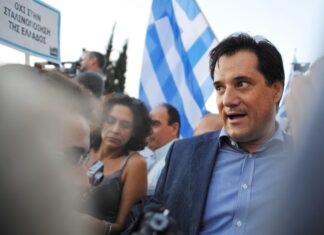 Ο ευρωπαϊσμός της ΝΔ τελειώνει εκεί όπου ξεκινούν τα σκάνδαλά της