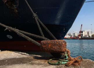 ΠΝΟ: Εικοσιτετράωρη απεργία σε όλα τα πλοία την Πρωτομαγιά
