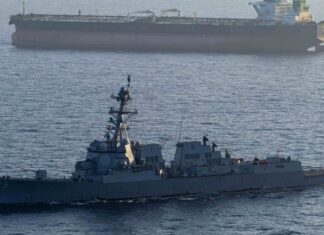 Αναφορές ότι δεξαμενόπλοιο LNG διέσχισε τα Στενά του Ορμούζ – «Δυσαρεστημένος ο Τραμπ» με την πρόταση του Ιράν