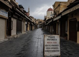 Ρόδος εκτός σεζόν: το νησί-φάντασμα της Πρωτομαγιάς που διώχνει αντί να προσελκύει τουρίστες