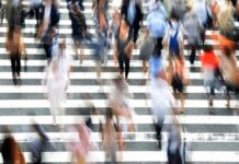 ΙΟΒΕ: Το καλό και το κακό σενάριο για την απασχόληση – Ρυθμιστής ο τουρισμός