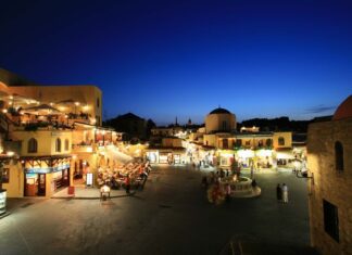 Στο “σφυρί” ακίνητα του ΟΔΑΠ στη Μεσαιωνική Πόλη