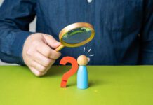 Στη σημερινή κρίση εκπροσώπησης, τις εκλογές θα κρίνει η «αντισυστημική ψήφος», αν όμως βρει ψηφοδέλτιο που πραγματικά την αντιπροσωπεύει