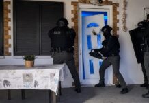 «Μαϊμού» υπάλληλοι του ΔΕΔΔΗΕ ξάφριζαν ηλικιωμένους: Πώς συγκέντρωναν κοσμήματα, τιμαλφή και χρήματα (video)