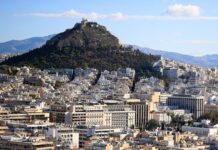 Ανοίγουν 2.500 φάκελοι μεταβιβάσεων: Σε φοροελεγκτικό κλοιό η αγορά ακινήτων