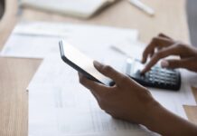 Φόροι κρατήσεις: Ψαλίδι έως 22% στις συντάξεις αλλά και στα αναδρομικά