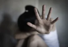 Συνελήφθη κοινωνική λειτουργός στη Ρόδο που αρνήθηκε να δώσει στοιχεία για καταγγελία κακοποίησης ανηλίκου