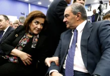 Απών ο Κώστας Καραμανλής από το συνέδριο της Νέας Δημοκρατίας, τι είπε στη συνάντηση με την Ντόρα Μπακογιάννη