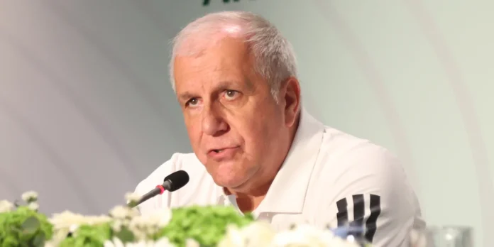 obradovic-panathinaikos-sunentefksi-tupou.jpg