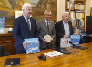 Νησιωτική Συμμαχία: Κοινό Μέτωπο των 4 Περιφερειών στη Ρόδο για Δεσμευτική Ευρωπαϊκή Στρατηγική