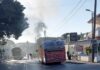 Φωτιά σε λεωφορείο στην Ιαλυσό – Άμεση επέμβαση της Πυροσβεστικής απέτρεψε τα χειρότερα