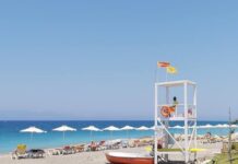 Λύση για τη ναυαγοσωστική κάλυψη των παραλιών δίνει ο Δήμος Ρόδου μέσω κατεπείγουσας διαδικασίας