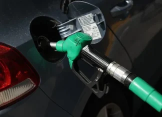 Συνεχίζεται και τον Σεπτέμβριο η επιδότηση στο πετρέλαιο κίνησης με 10 λεπτά ανά λίτρο