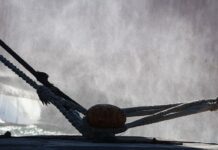 Απαγορευτικό απόπλου: Παραμένει σε ισχύ μέχρι τις 16.00 για Ραφήνα και Λαύριο