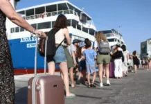 Ακτοπλοϊκά εισιτήρια: Πότε οι επιβάτες δικαιούνται επιστροφή χρημάτων και αποζημίωση έως 50%