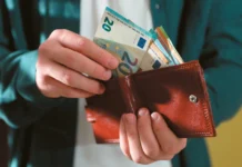 Έρχονται έξτρα αυξήσεις μισθών από τις τριετίες το 2027, ποιους εργαζόμενους αφορά