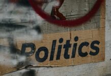 Η χώρα χρειάζεται νέο αφήγημα – και αυτό δεν μπορεί παρά να είναι προοδευτικό