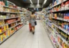 Με 1.740 προϊόντα και μέση μείωση 9,5% η έναρξη της εθνικής πρωτοβουλίας μείωσης τιμών: Στη λίστα είδη σούπερ μάρκετ, σχολικά είδη και κρέατα