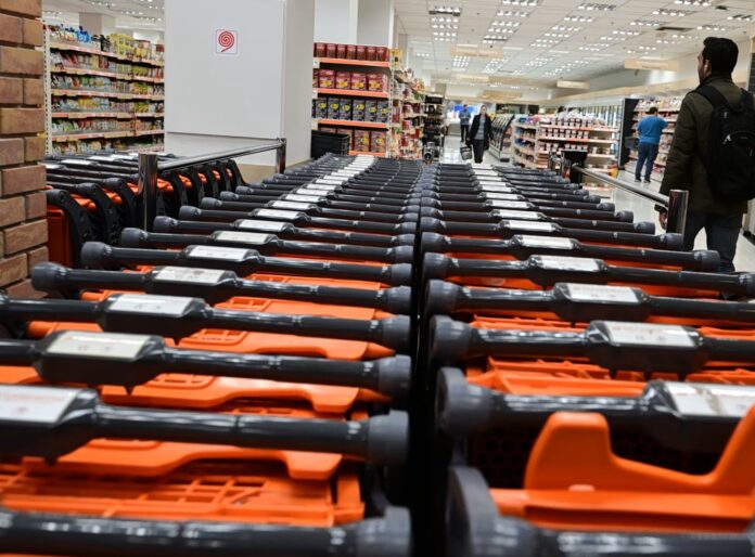 supermarket-1200x800