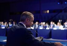 «Ψηφίστε με πρώτα και μετά ίσως πάρετε κάτι, διαφορετικά έρχεται η καταστροφή» – η αποτυχημένη προσπάθεια του Κυριάκου Μητσοτάκη να εκβιάσει τους ψηφοφόρους