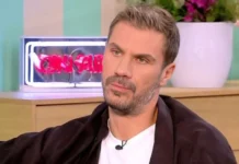 Άκης Πετρετζίκης: Έκλεισα τα μαγαζιά, ενώ ήταν κερδοφόρα, γιατί έπρεπε να μαζευτώ οπωσδήποτε σπίτι μου