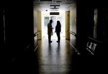 Νοσοκομείο Νίκαιας: Ποντίκια έξω από τη Μονάδα Νεογνών – «Παρά λίγο δεν θρηνήσαμε θύματα»