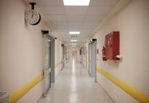 Πρέβεζα: Τρία παιδιά στο νοσοκομείο μετά από εισαγγελική εντολή για παραμέληση και υποσιτισμό