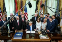 Να καταργηθεί ο όρος «AI» και να γίνει «super intelligence» ζητά ο Donald Trump