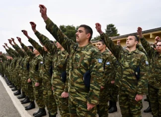 Στρατιωτική θητεία: Πρώτα ο στρατός, μετά το πανεπιστήμιο για τους 18χρονους