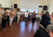 Στο ΚΑΠΗ της Ρόδου η ηλικία μένει έξω από την πόρτα – Χορός, θέατρο και δημιουργία με συμμετοχή εκατοντάδων ηλικιωμένων
